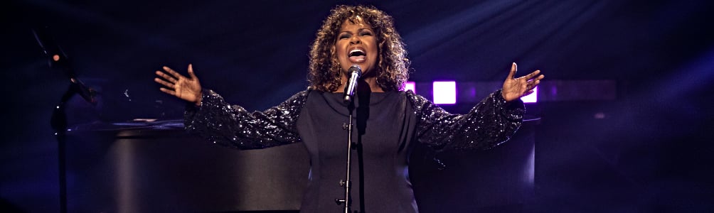 Cece Winans Tickets